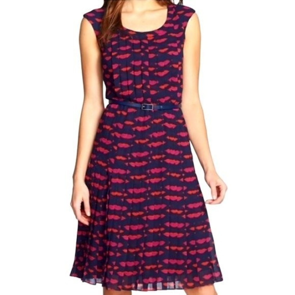 Halogen Sleeveless Pleated Dress Lined Belted Lips Print Women Size 0P